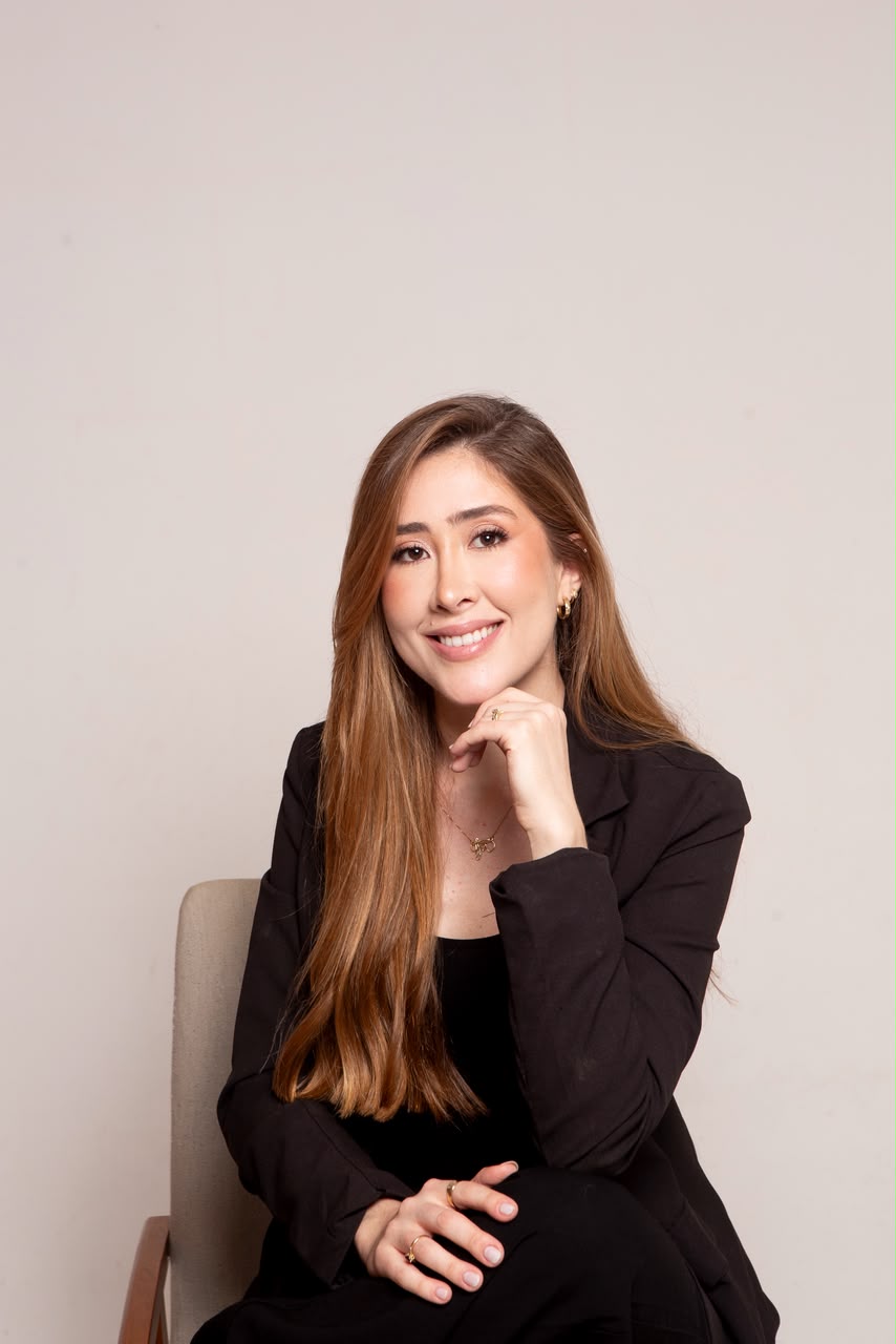 Dra. Gabriella Cordeiro, cirurgiã-dentista